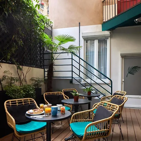 L'annexe Apolonia Montmartre パリ